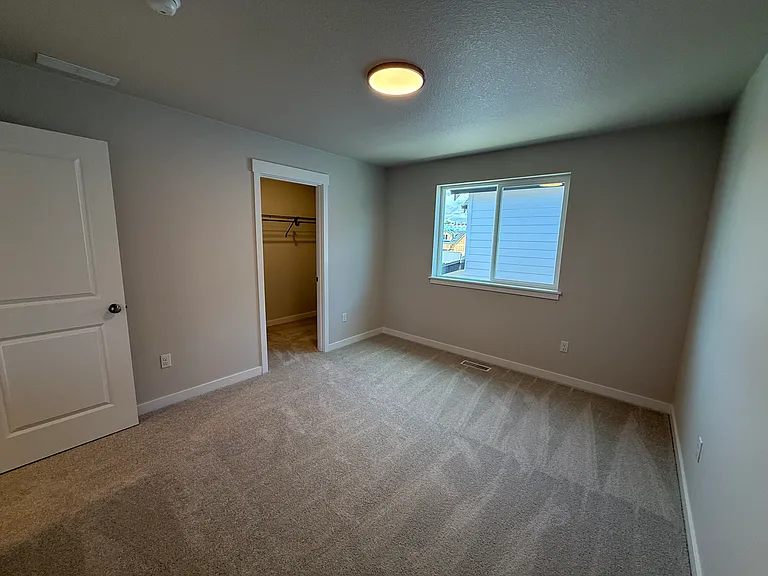 9039 S 2nd Ln — Photo 11