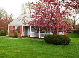 922 Bebout Rd, Venetia, PA 15367