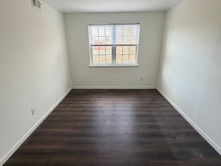 227 Whiteland Ave — Photo 22