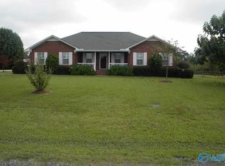 127 Road 1982, Crossville, AL 35962