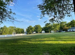 9143 Maple Grove Rd, Windham, OH 44288