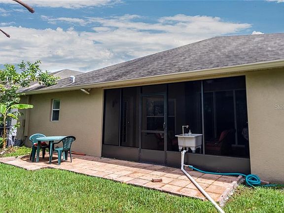 4th image of 31337 Anniston Dr