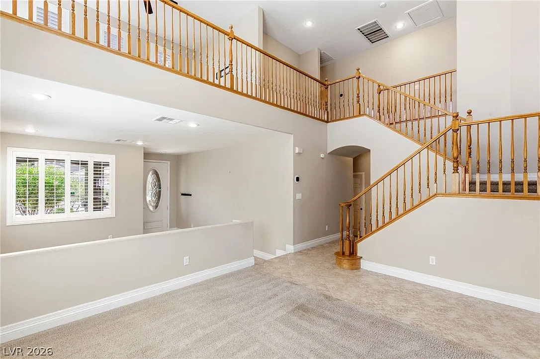 4 bed, 3.0 bath, 3030 sqft, $2,800 — Photo 4