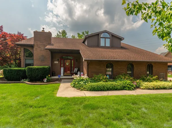 750 E Hurd Rd, Monroe, MI 48162