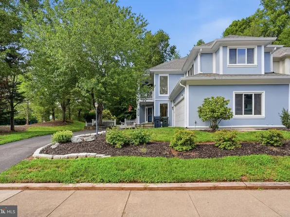 47656 Pennrun Way, Sterling, VA 20165