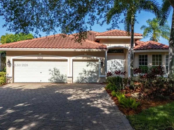 5932 NW 56th Cir, Coral Springs, FL 33067