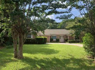 9004 Woodrun Rd, Pensacola, FL 32514