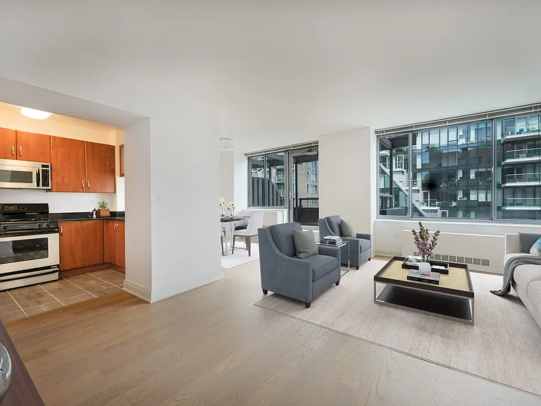 222 E 34th St #2222 — Photo 1