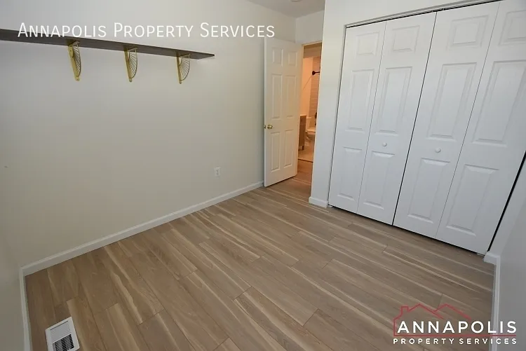 100 Conley Dr — Photo 16