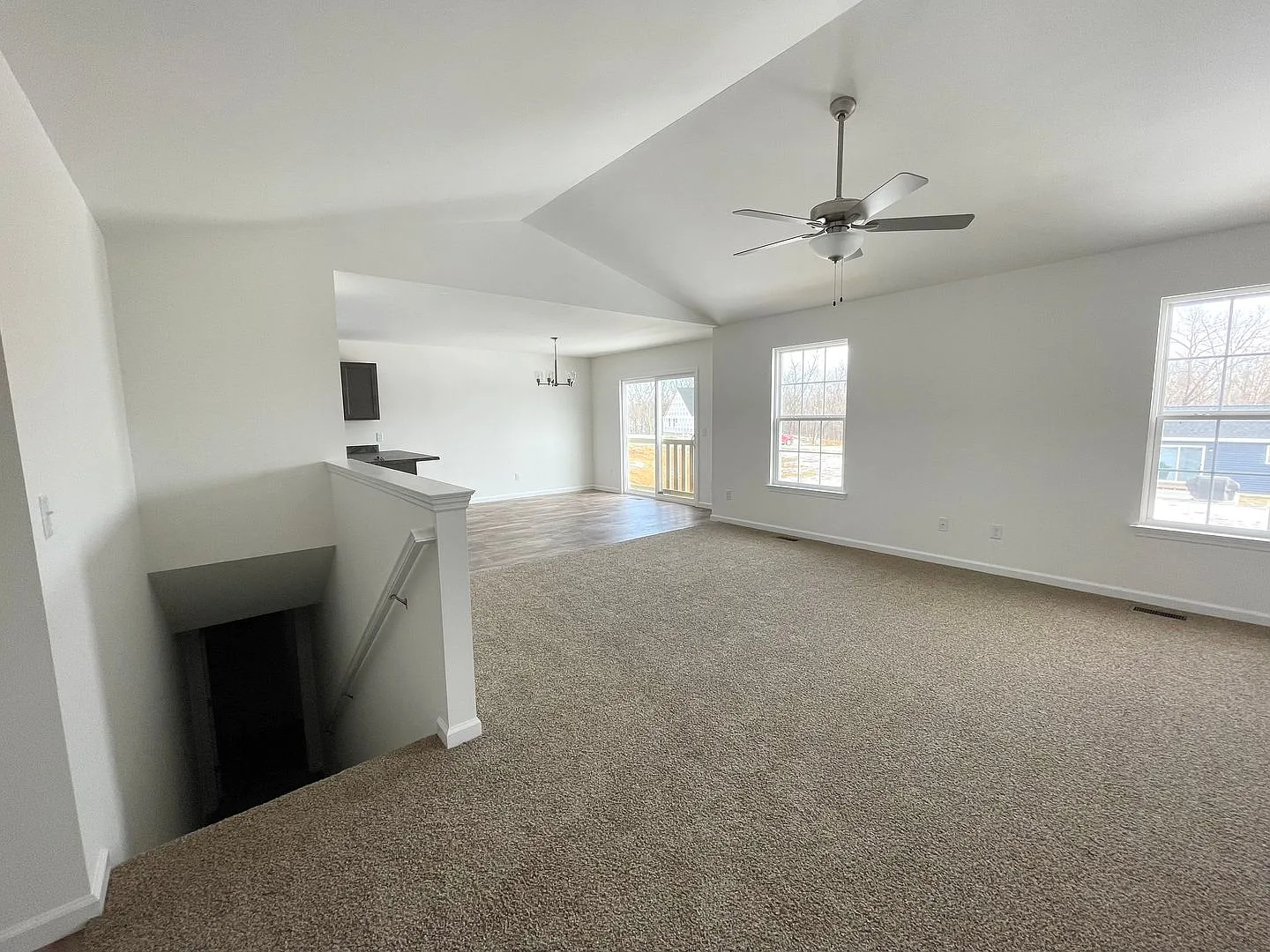 For Rent in Moscow Mills! 3 Bed 2 Bath — Photo 3