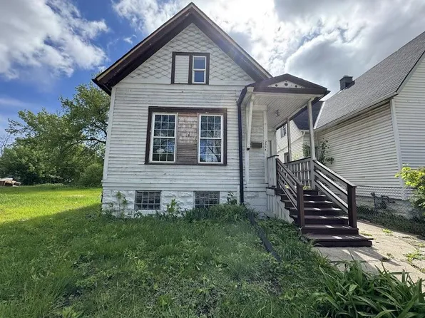 2908 North 6th STREET, Milwaukee, WI 53212