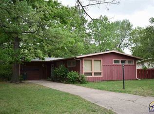 1406 SW Caledon St, Topeka, KS 66611