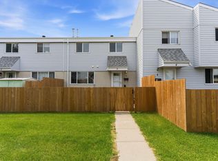 5 McLeod Pl NW, Edmonton, AB T5A3A8