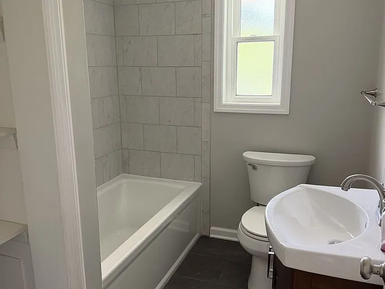 1016 Old Washington Rd — Photo 11