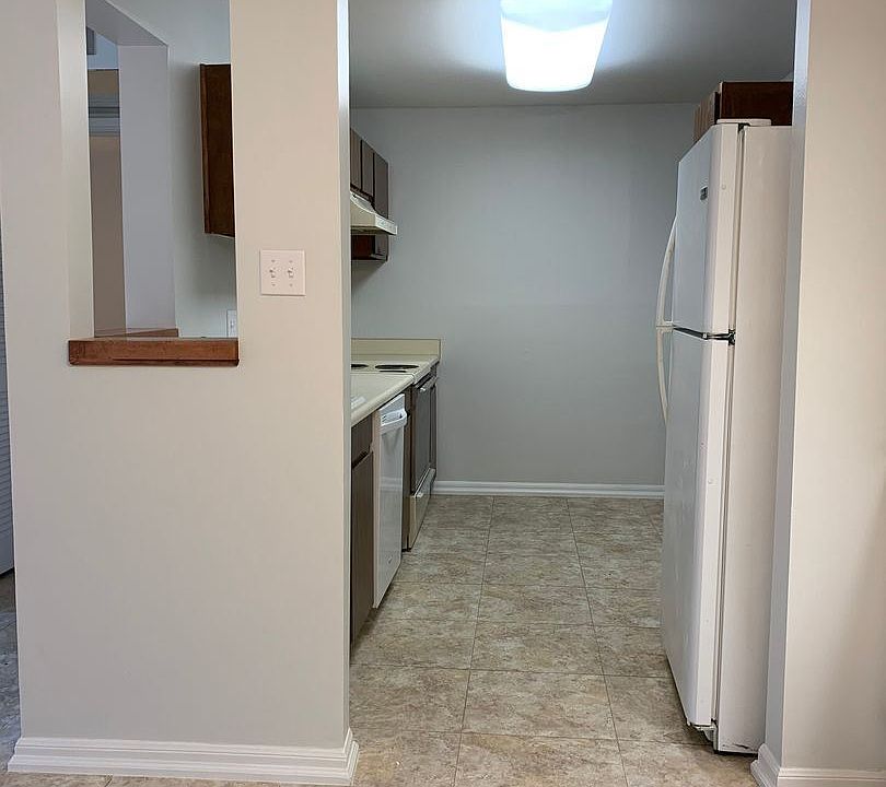 2nd image of 701 S College Rd APT 209