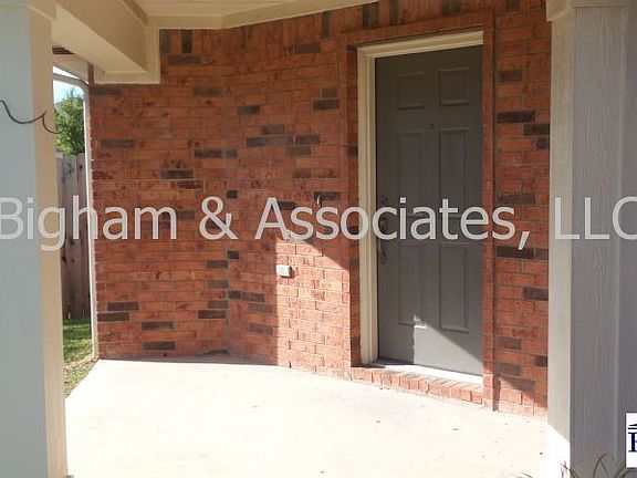 2nd image of 1720 Bowerton Dr