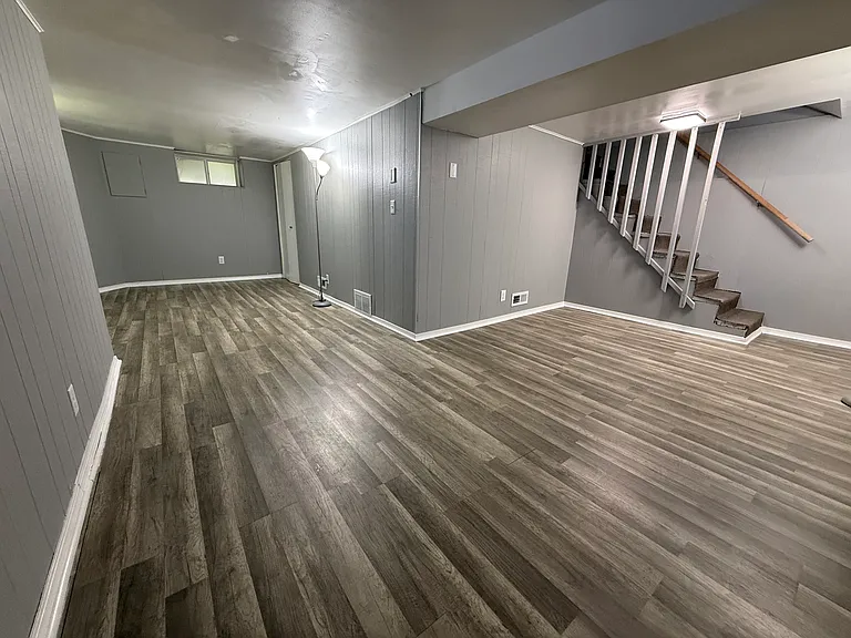 1639 Selby Ave — Photo 8