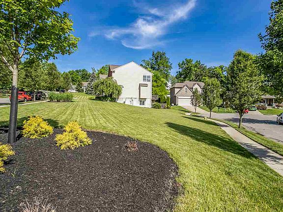 4th image of 1004 Exter Dr