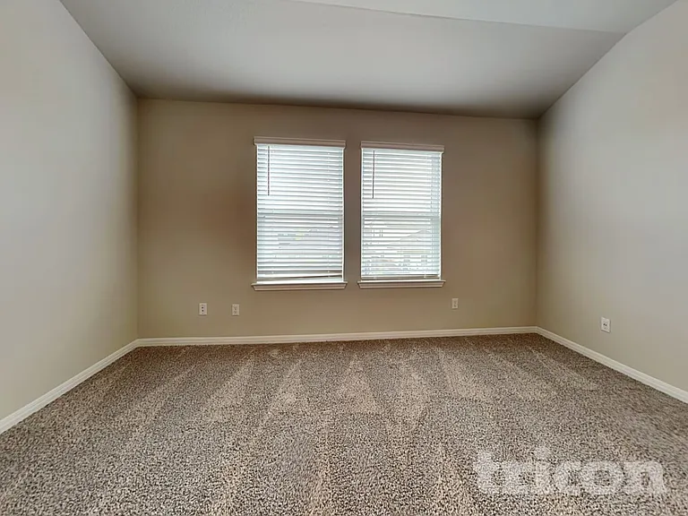 11802 Copperstone Ave — Photo 6