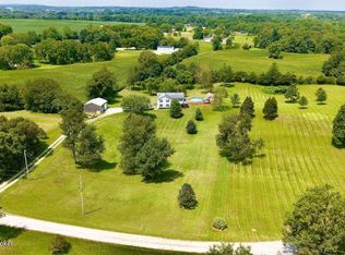 220 Kentucky Hls, Vine Grove, KY 40175