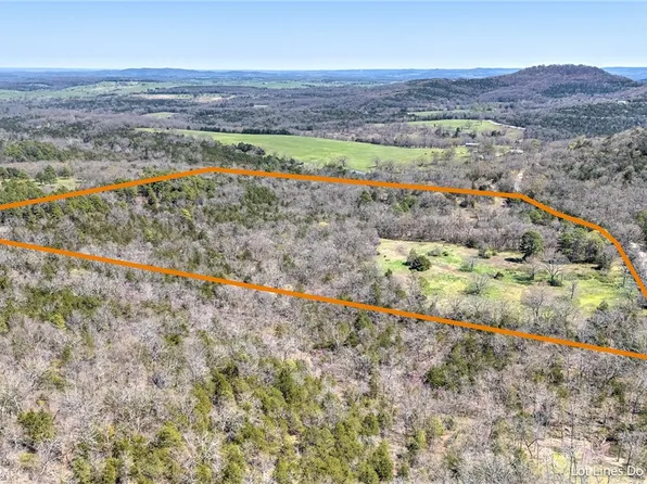 279 County Road 226, Eureka Springs, AR 72631