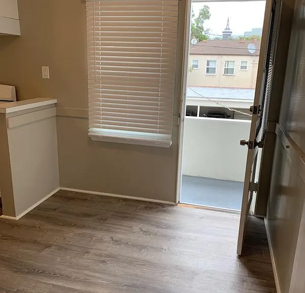 215 W Lomita Ave #11 — Photo 6
