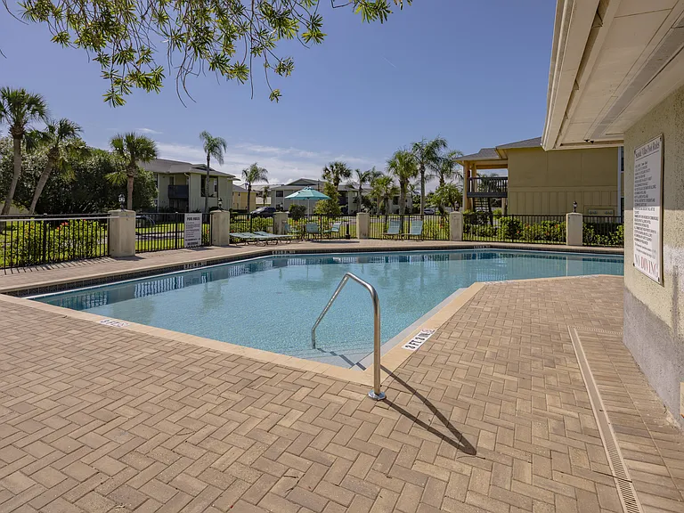 Seaside Villas Apartments — Photo 8