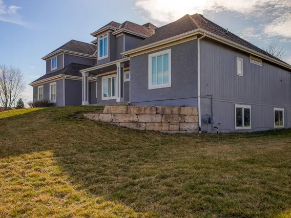 16112 Louisville Ct, Belton, MO 64012