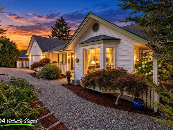 1487 Thomson Ter, North Cowichan, BC V9L 5P9