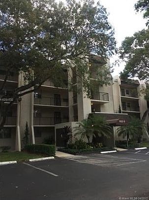 4th image of 9420 Poinciana Pl APT 102
