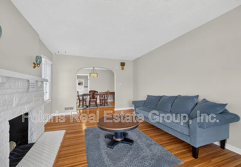 5428 E 10th St — Photo 7