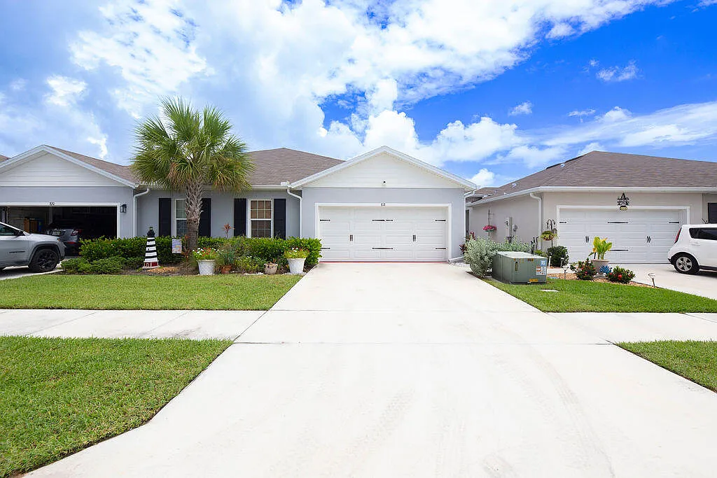 3 bed, 2.0 bath, 1529 sqft, $2,000 — Photo 2