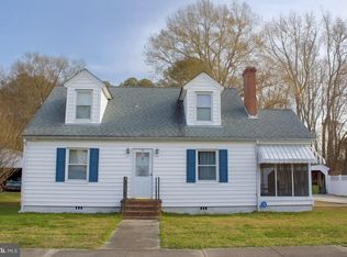 141 Bank St, Waverly, VA 23890