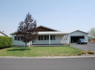 742 J St SE, Ephrata, WA 98823