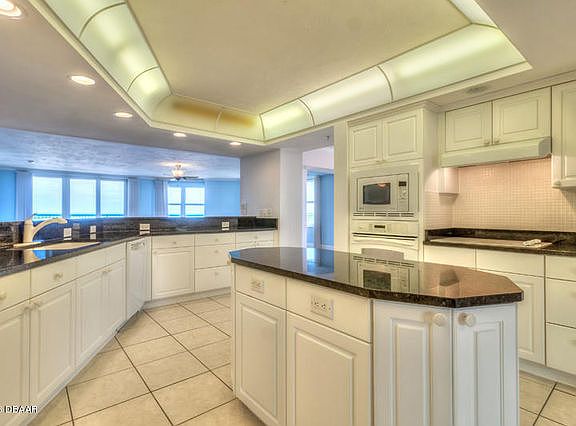 5th image of 2055 S Atlantic Ave APT 1506