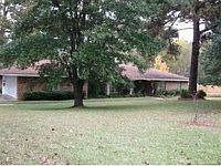 602 Hillcrest, Hughes Springs