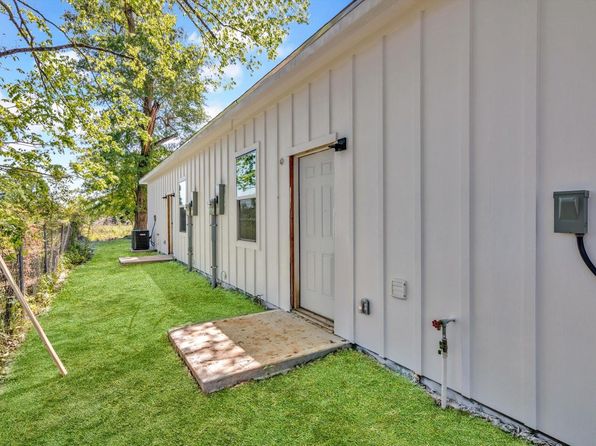 205 Charles St, Cleveland, TX 77327