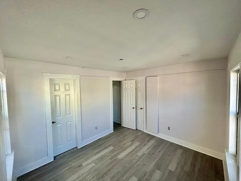 136 W 82nd St #3 — Photo 3