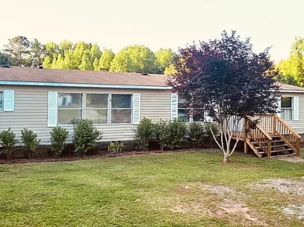 3207 Hopewell Church Rd, Pine Mountain, GA 31822