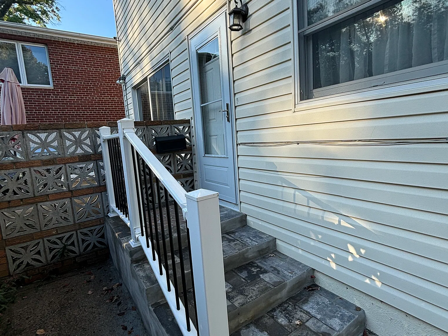 Carlton Blvd — Photo 2