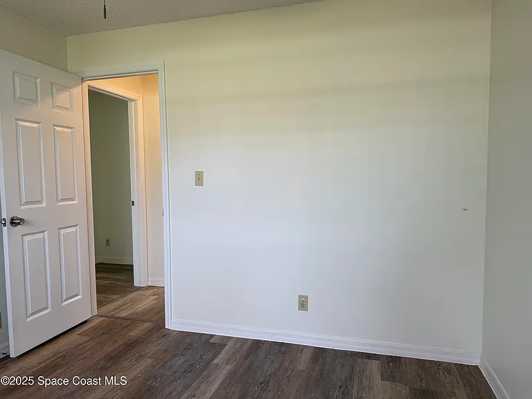 2180 Vista Ter — Photo 22
