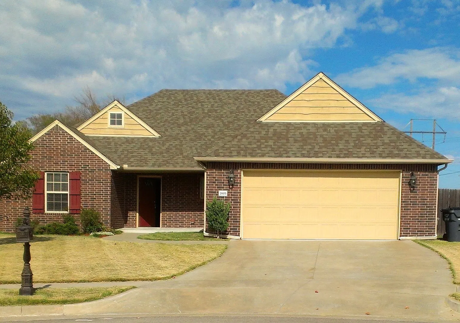 3 Bed | 2 Bath | Jenks — Photo 1