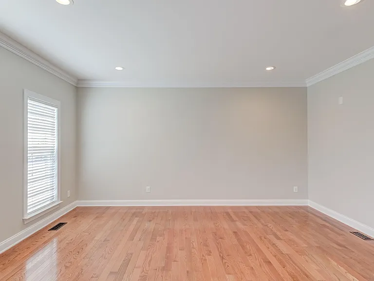 2041 Jadewood Dr — Photo 12