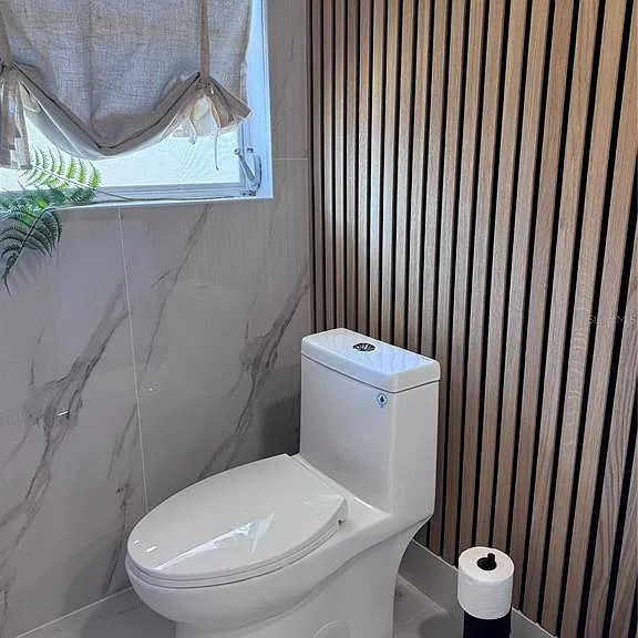 6304 Beechwood Ave — Photo 41