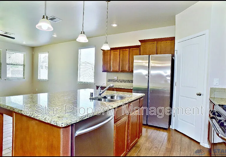 2200 Willie Mier St — Photo 15