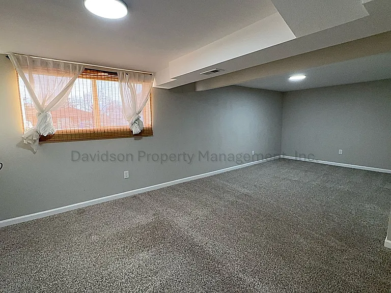 3040 Garland Ter — Photo 11