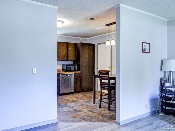 5th image of 924 Birch Dr