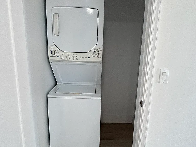 W/D 1st Floor