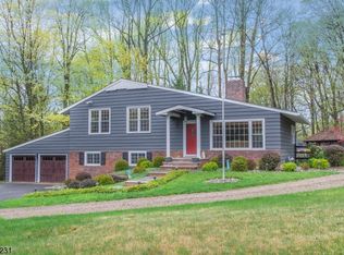 7 South Rd, Mendham, NJ 07945
