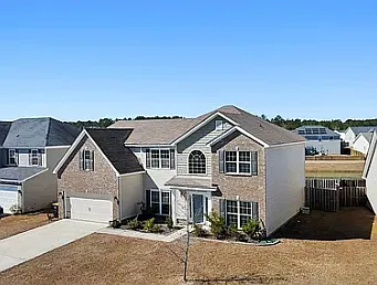 4 bed, 3.0 bath, 3312 sqft, $2,900 — Photo 2